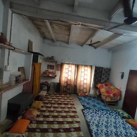 श्री बांके बिहारी सेवा धाम Hotel Vrindavan Luaran gambar